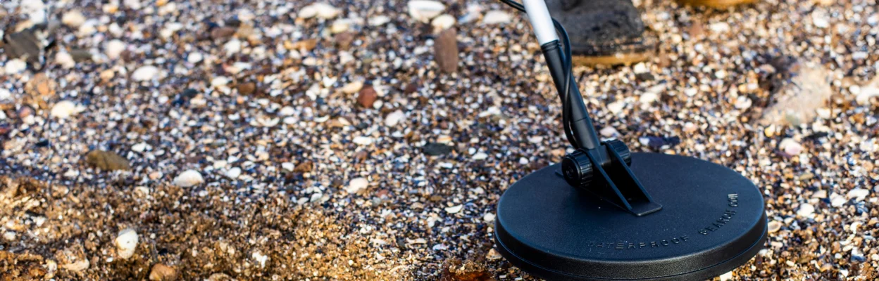 Metal detecting