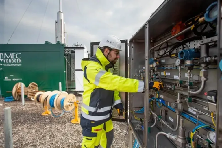 pressure testing pipes